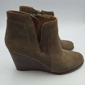 Lucky Brand Yabba Olive Green Ankle Boots Size 9 M